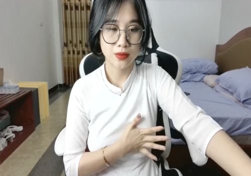 phim sex loạn luân Em gái chân dài lộ clip cưỡi ngựa với ny